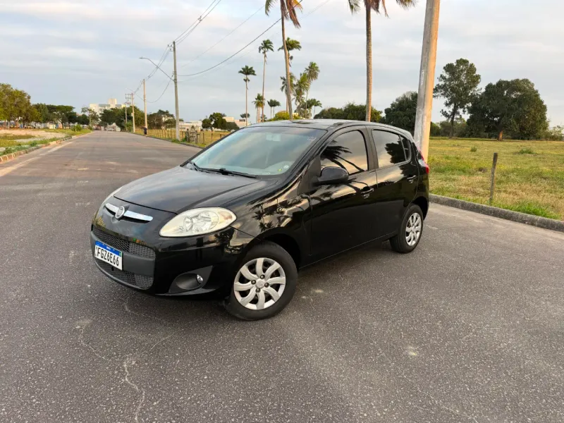 Fiat Palio Attractive 2013 · Preto - foto 1 de 7