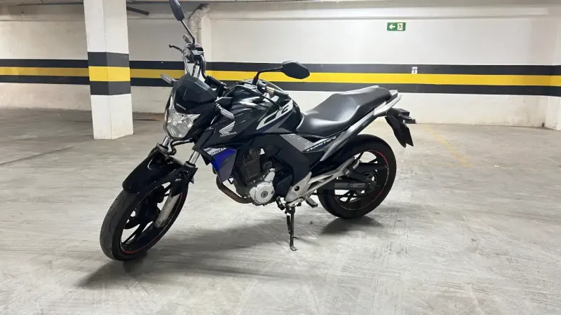 Honda CB 250F Twister CBS 250cc 2019 · Cinza - foto 1 de 7