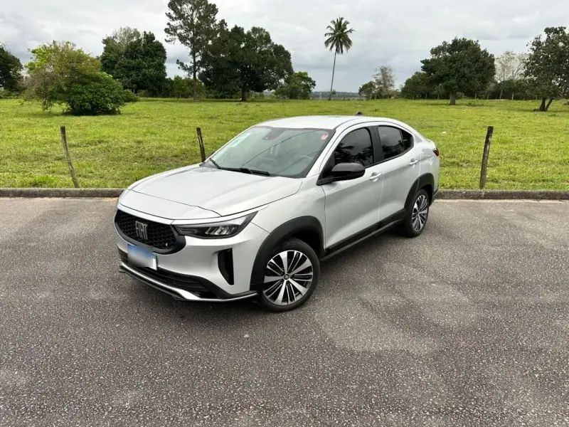 Fiat Fastback Audace T200 2024 · Prata - foto 1 de 8