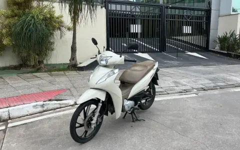 Honda BIZ 125 2023